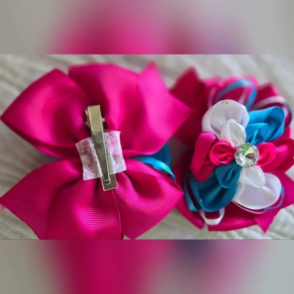 💚💥3/$15💥 Girls Bow Set of 2